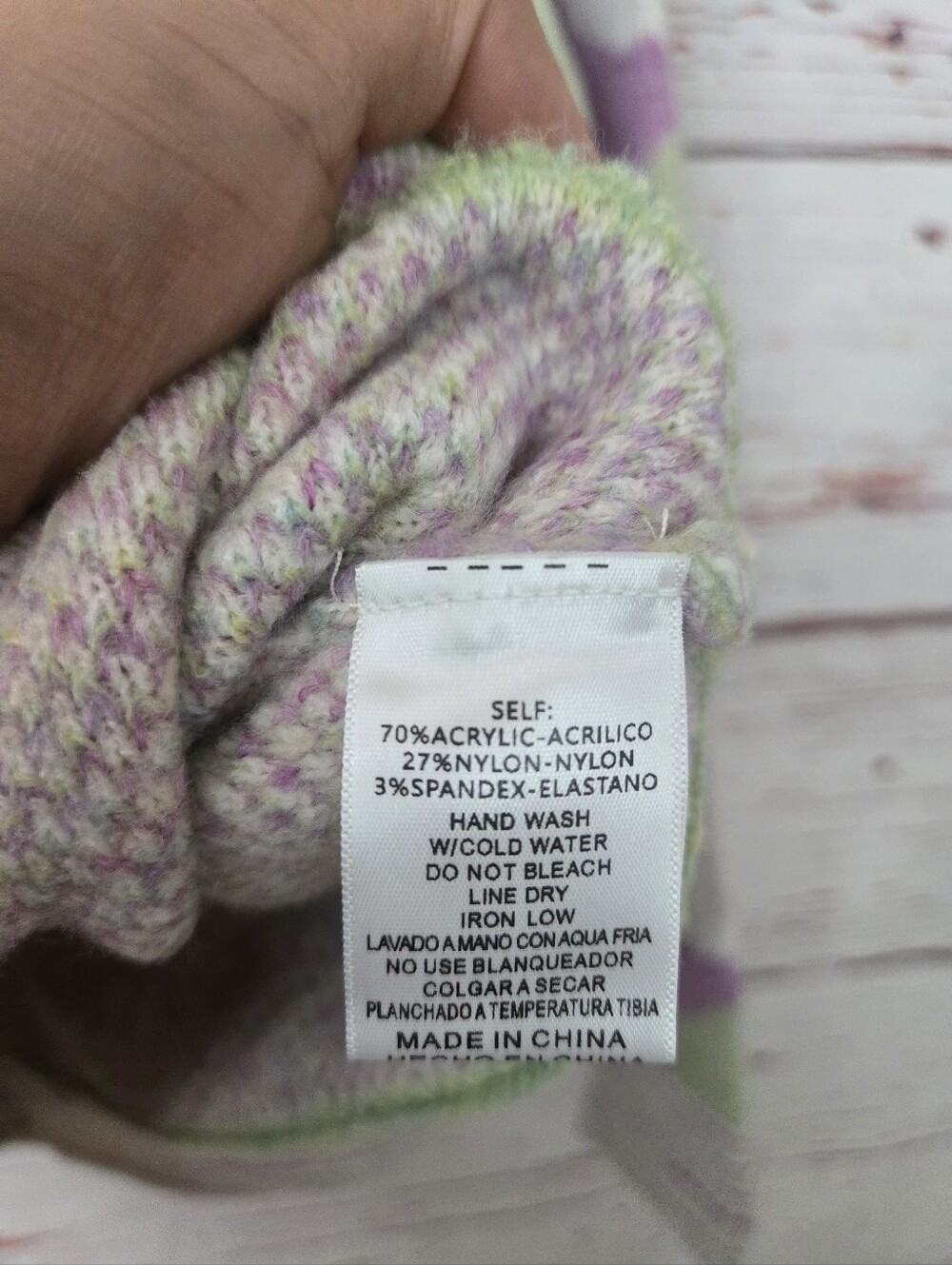 NWT &merci Pastel Geometric Fuzzy Knit Sweater Size Small - Picture 5 of 16